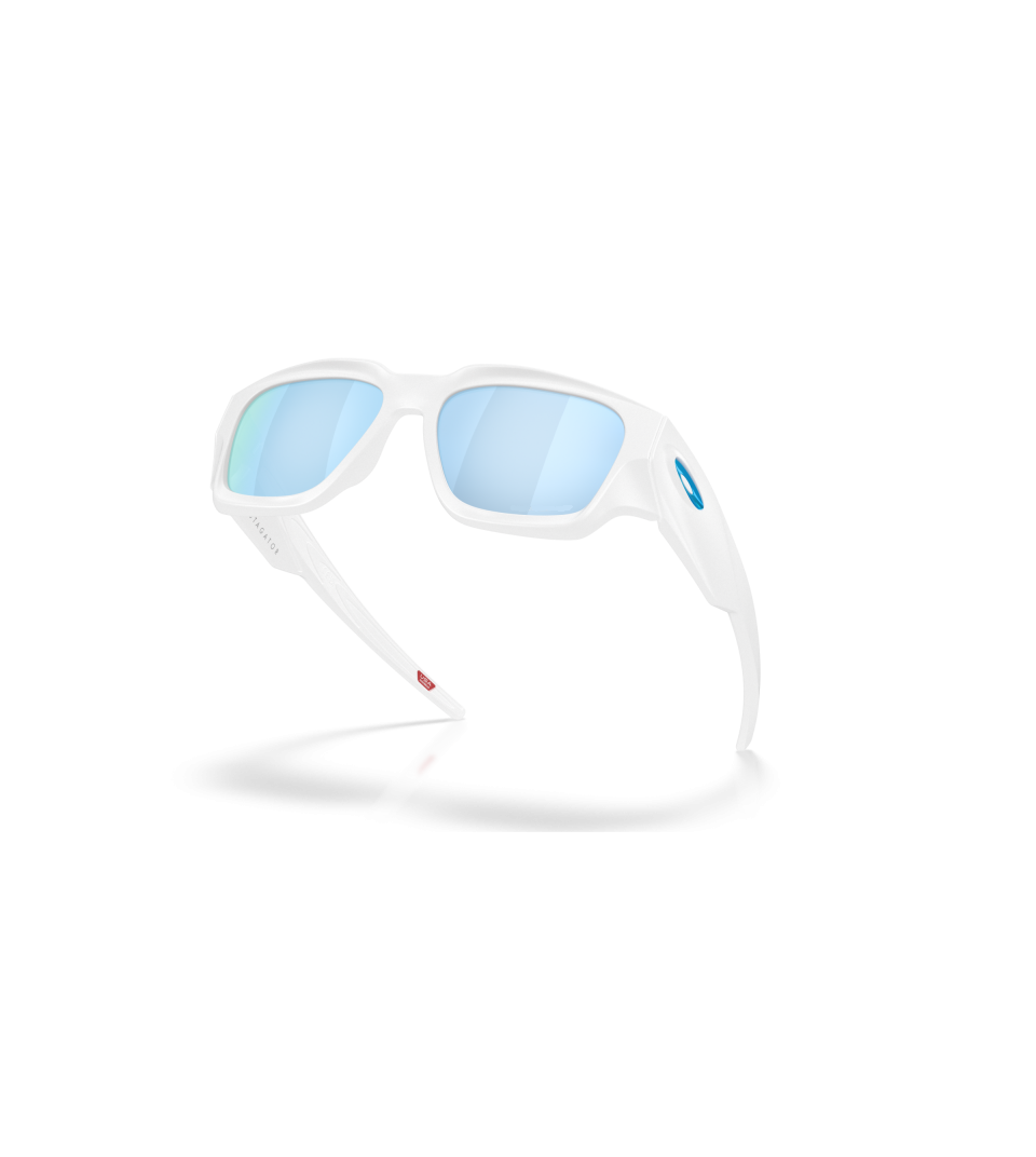 OAKLEY SPOR ERKEK POLARİZE GÜNEŞ GÖZLÜĞÜ 0OO9514 951404 BEYAZ ÇERÇEVE MAVİ AYNALI CAM