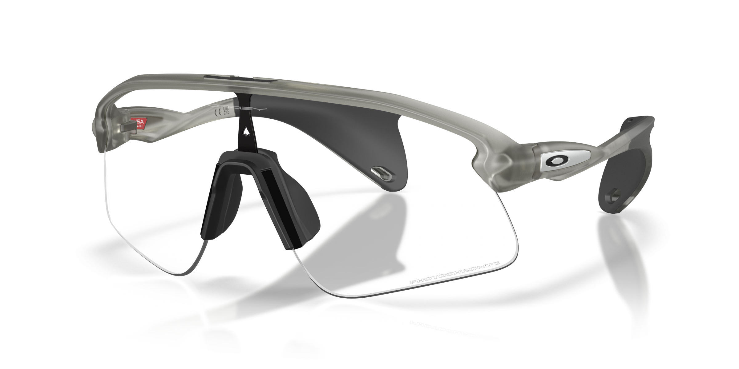 OAKLEY SPOR UNISEX FOTOKROMİK GÜNEŞ GÖZLÜĞÜ 0OO9517 951705 GRİ ÇERÇEVE FÜME CAM