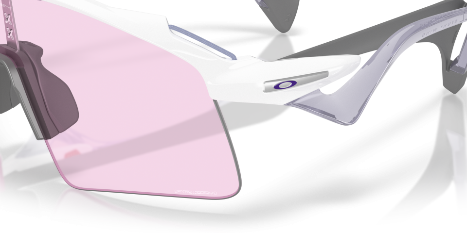 OAKLEY SPOR UNISEX FOTOKROMİK GÖZLÜK 0OO9519 951905 BEYAZ ÇERÇEVE FÜME CAM