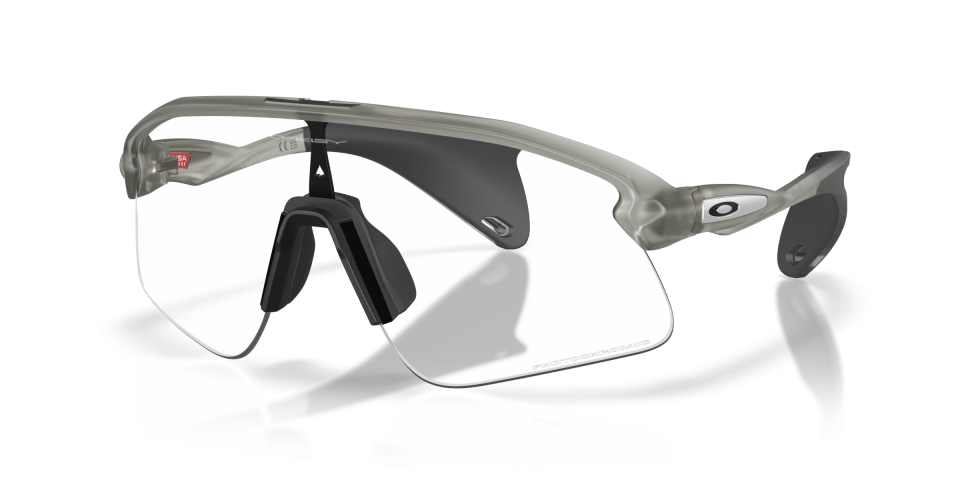 OAKLEY SPOR UNISEX FOTOKROMİK GÜNEŞ GÖZLÜĞÜ 0OO9517 951705 GRİ ÇERÇEVE FÜME CAM