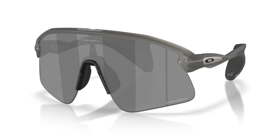 OAKLEY SPOR UNISEX GÜNEŞ GÖZLÜĞÜ 0OO9517 951701 GRİ ÇERÇEVE FÜME AYNALI CAM