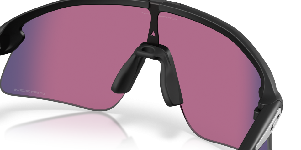 OAKLEY SPOR UNISEX GÜNEŞ GÖZLÜĞÜ 0OO9517 951702 SİYAH ÇERÇEVE KIRMIZI AYNALI CAM